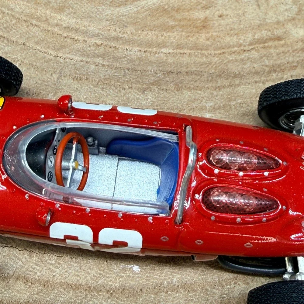 Quartzo Ferrari 156 F1 Red Diecast 1:43 Scale Racing Car Model 32 Made Portugal